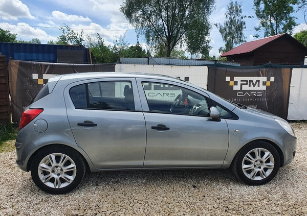 Opel Corsa cena 15950 przebieg: 145000, rok produkcji 2010 z Katowice małe 326